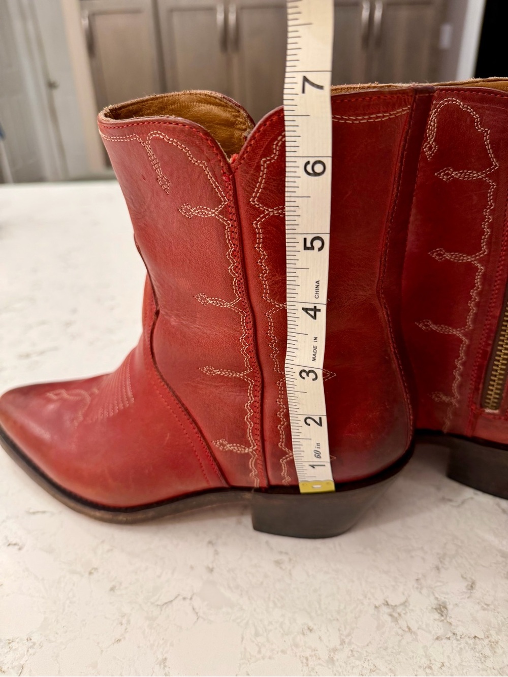 Luchesse Women’s Red Leather Western Ankle Boots Like New Size 7.5 - Picture 11 of 13